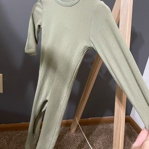 One piece w/ zipper access 12-18 olive green